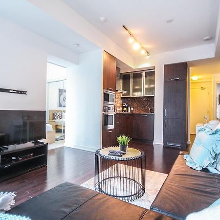 Sarkar Suites - Entertainment District Toronto Kültér fotó