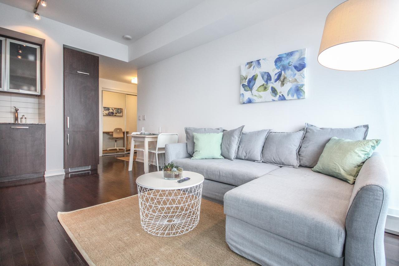 Sarkar Suites - Entertainment District Toronto Kültér fotó