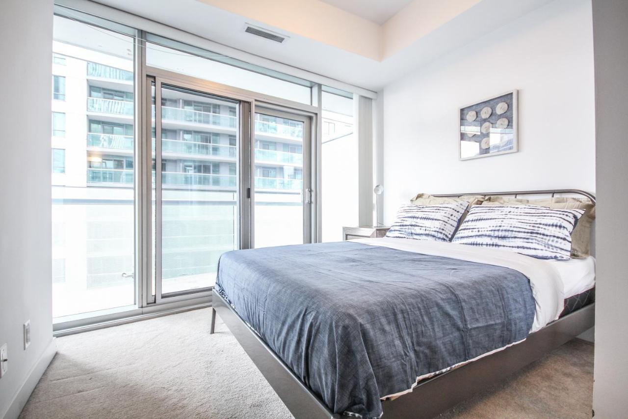 Sarkar Suites - Entertainment District Toronto Kültér fotó