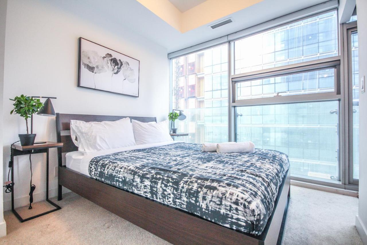 Sarkar Suites - Entertainment District Toronto Kültér fotó